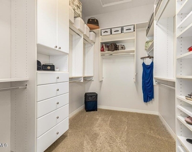 10919 E Onyx Court - Photo Thumbnail 30