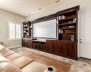 10919 E Onyx Court - Photo Thumbnail 49