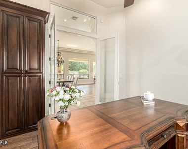 10919 E Onyx Court - Photo Thumbnail 46