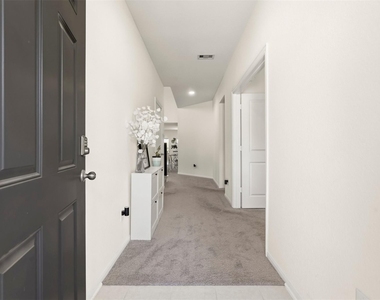 11927 Fletching Stone Lane - Photo Thumbnail 33