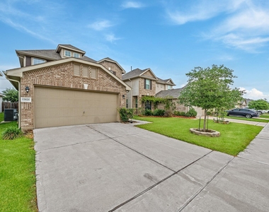 13826 Andover Park Drive - Photo Thumbnail 30