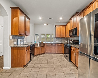 13826 Andover Park Drive - Photo Thumbnail 11