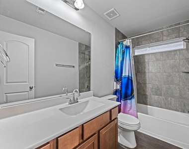 13826 Andover Park Drive - Photo Thumbnail 27