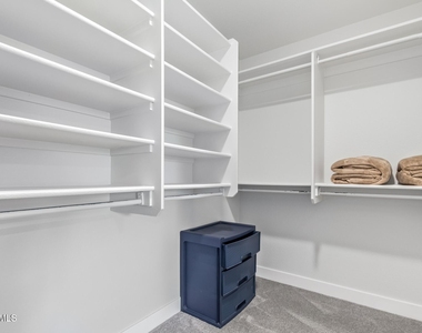 16019 W Linden Street - Photo Thumbnail 12