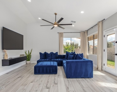 16019 W Linden Street - Photo Thumbnail 3
