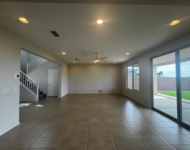 7053 W Oberlin Way - Photo Thumbnail 4
