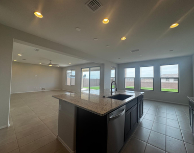 7053 W Oberlin Way - Photo Thumbnail 8