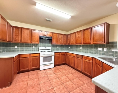 20727 Cypress Echo Drive - Photo Thumbnail 7