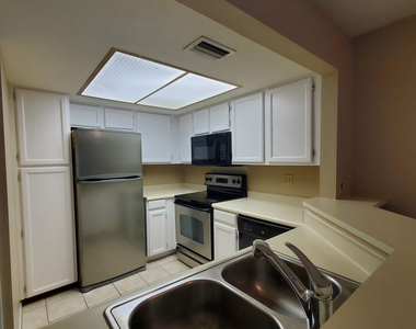 1645 W Baseline Road - Photo Thumbnail 9
