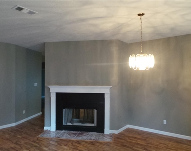 4918 Sterling Crossing - Photo Thumbnail 13