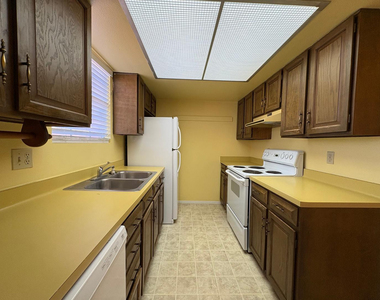 64 W Brown Road - Photo Thumbnail 5