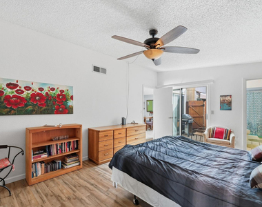 2929 E Broadway Road - Photo Thumbnail 21