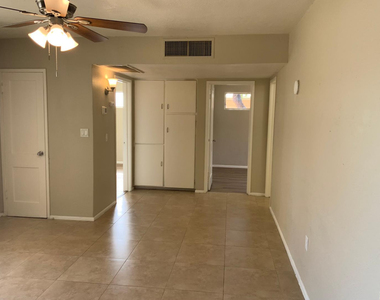 9444 N 4th Avenue - Photo Thumbnail 8