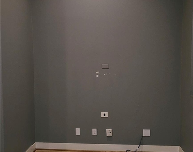 2301 Camden Drive - Photo Thumbnail 7
