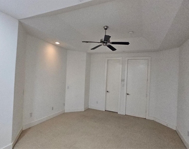 2301 Camden Drive - Photo Thumbnail 31