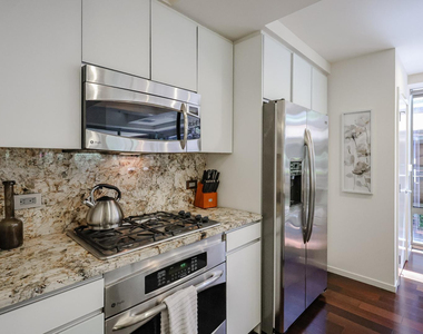 7121 E Rancho Vista Drive - Photo Thumbnail 27