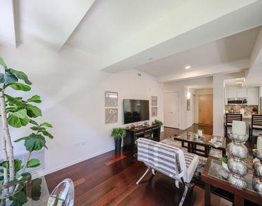 7121 E Rancho Vista Drive - Photo Thumbnail 43
