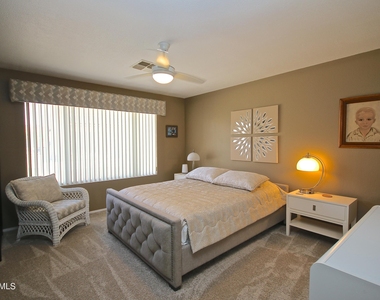 1800 E Winged Foot Drive - Photo Thumbnail 9