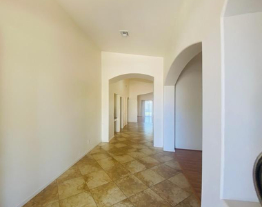 4240 S Kerby - Photo Thumbnail 6