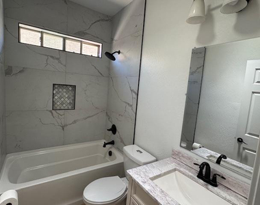 2331 W Branham Lane - Photo Thumbnail 4
