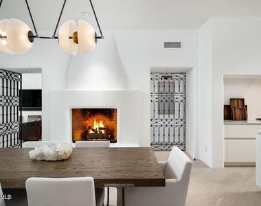 6723 N Desert Fairways Drive - Photo Thumbnail 7