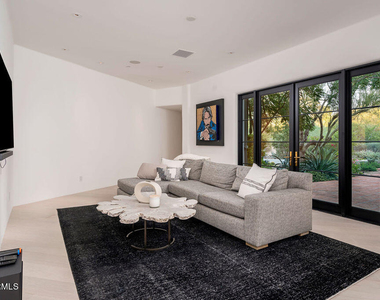6723 N Desert Fairways Drive - Photo Thumbnail 15