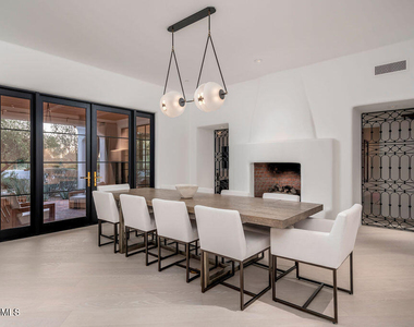 6723 N Desert Fairways Drive - Photo Thumbnail 6