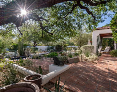 6723 N Desert Fairways Drive - Photo Thumbnail 38