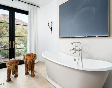 6723 N Desert Fairways Drive - Photo Thumbnail 22