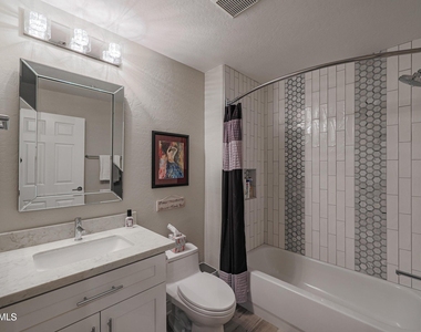19700 N 76th Street - Photo Thumbnail 11