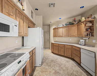 6540 E Redmont Drive - Photo Thumbnail 15
