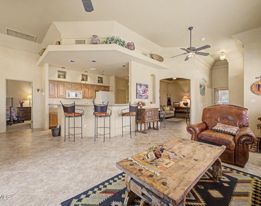 6540 E Redmont Drive - Photo Thumbnail 12