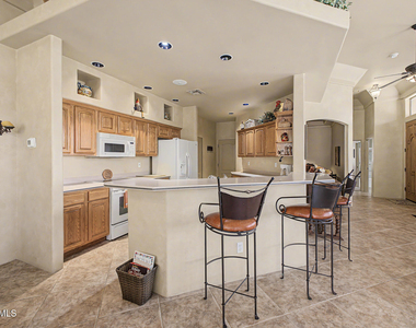 6540 E Redmont Drive - Photo Thumbnail 13