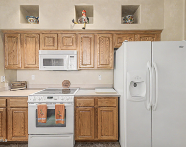 6540 E Redmont Drive - Photo Thumbnail 16