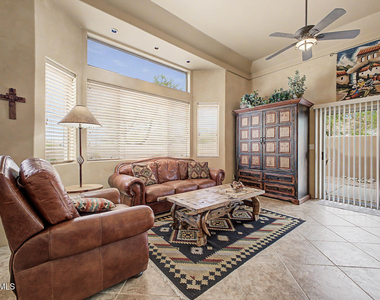 6540 E Redmont Drive - Photo Thumbnail 8
