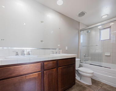 563 W 6th Street - Photo Thumbnail 16