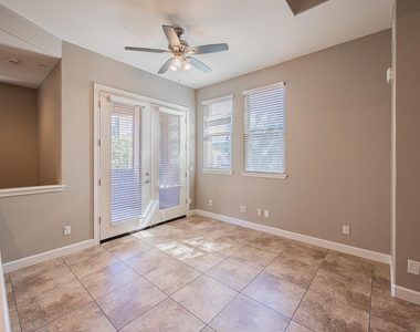 563 W 6th Street - Photo Thumbnail 3