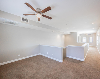 563 W 6th Street - Photo Thumbnail 13