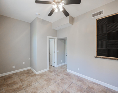 563 W 6th Street - Photo Thumbnail 18