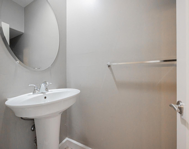 563 W 6th Street - Photo Thumbnail 19