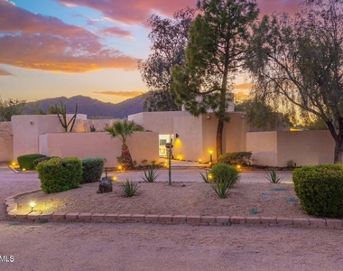 5620 N Casa Blanca Drive - Photo Thumbnail 40