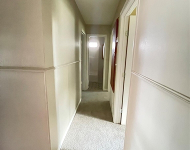 1212 Avenue M - Photo Thumbnail 10