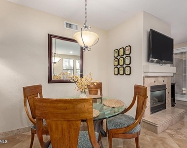 15221 N Clubgate Drive - Photo Thumbnail 7
