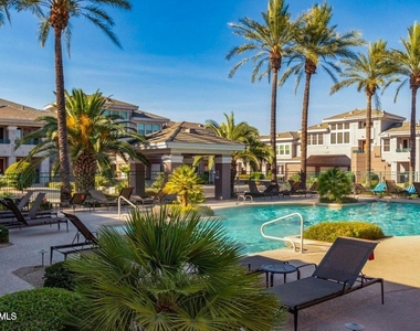 15221 N Clubgate Drive - Photo Thumbnail 34