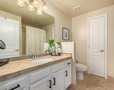 15221 N Clubgate Drive - Photo Thumbnail 23