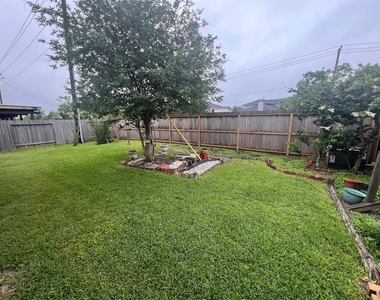 5410 Peppermint Lane - Photo Thumbnail 20