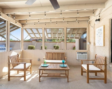 8742 E San Daniel Drive - Photo Thumbnail 8