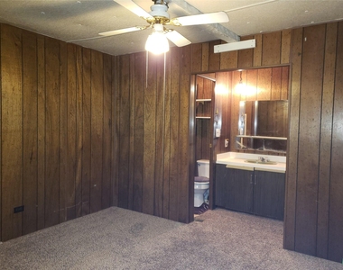 12126 Lynda Drive - Photo Thumbnail 6