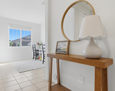 20234 W Turney Avenue - Photo Thumbnail 3