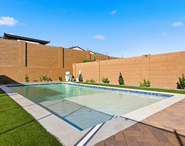 20234 W Turney Avenue - Photo Thumbnail 45